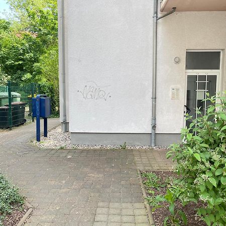 Studio Apartment In Stoetteritz With Balcony - Great Public Transport Links To The City Leipzig Ngoại thất bức ảnh